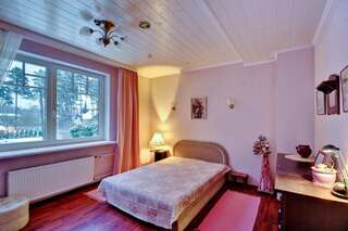 Гостевой дом Willamor Guesthouse Юрмала Улучшенный двухместный номер с 2 отдельными кроватями и видом на сад-10